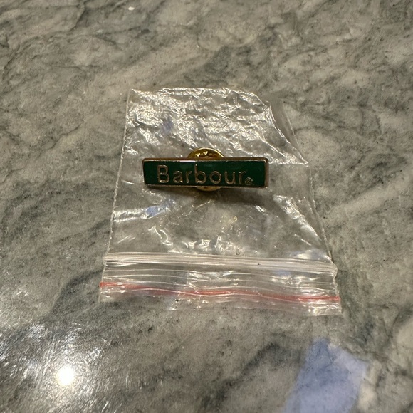 Barbour Logo Pin - Picture 3 of 5